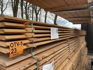 Ca. 36x Douglas Blokhut Profiel, 28x175mm, lengte 500cm